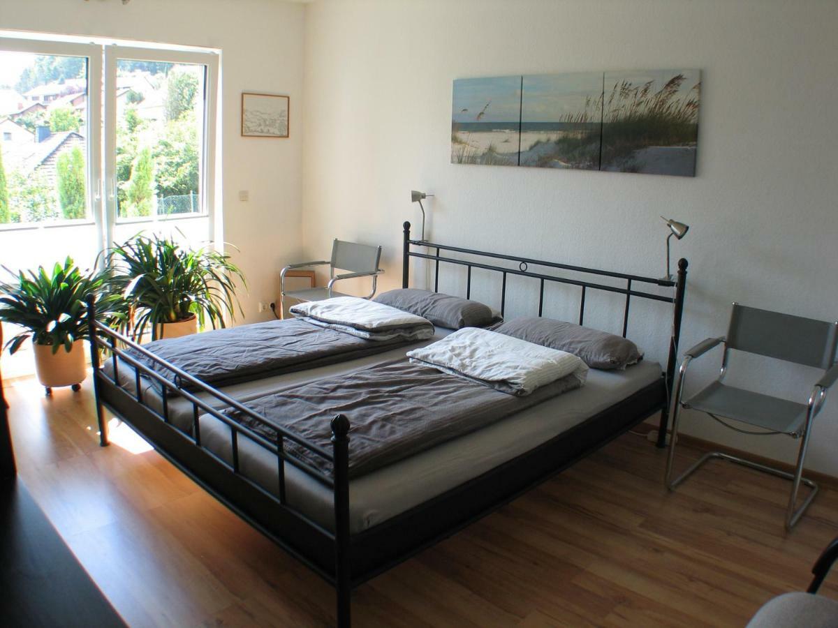 Zierenberg Ferienwohnung In Waldrandlage מראה חיצוני תמונה